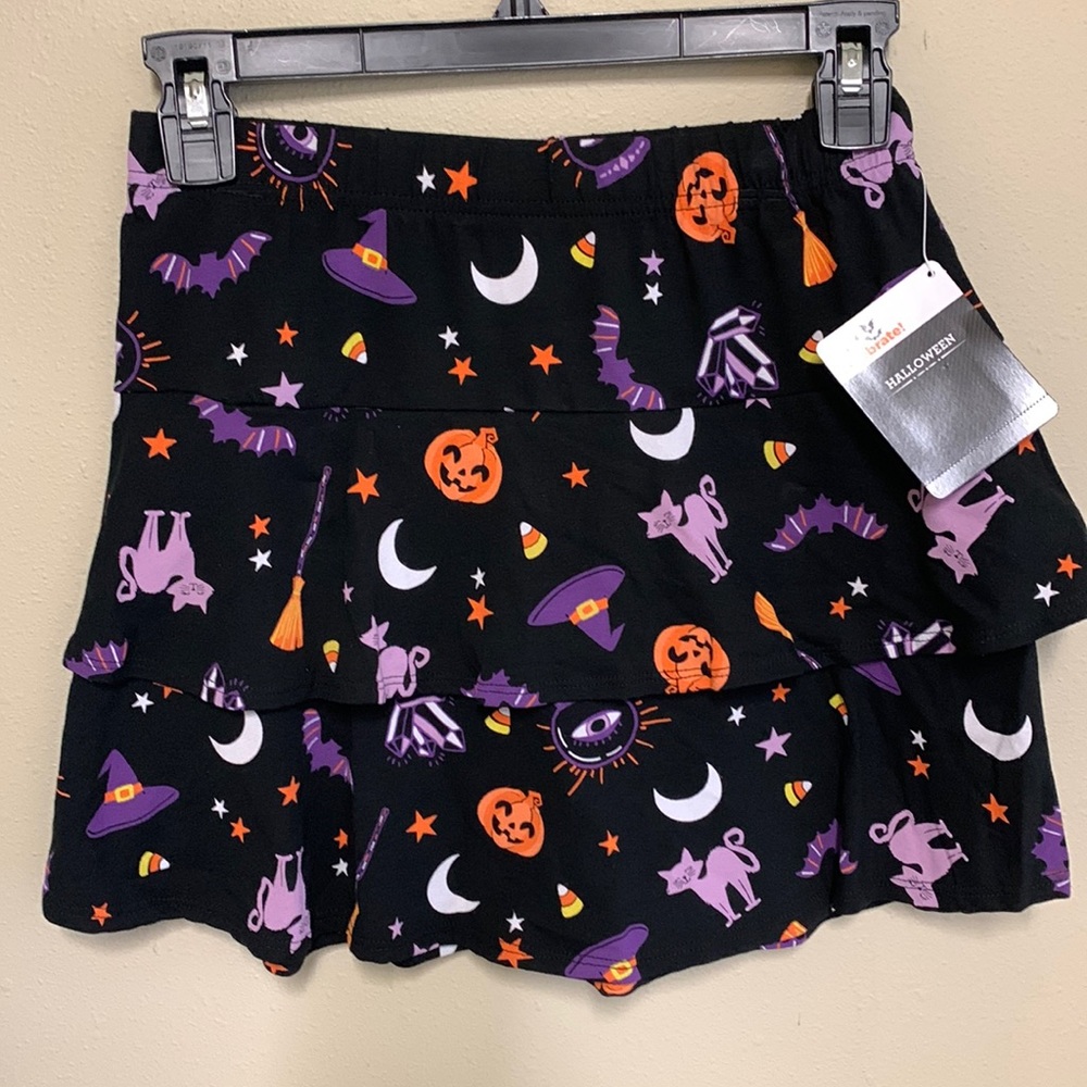 NWT! Girls Halloween skirt. 🎃🎃